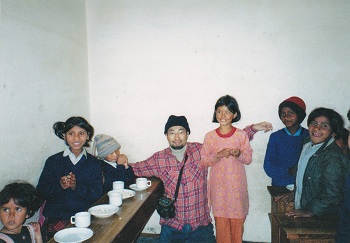 ネパール　孤児院にて